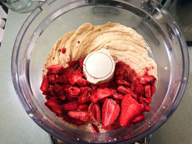 Vegan Strawberry Cream Cheese (HighProtein!) Thyme to Go Vegan RD